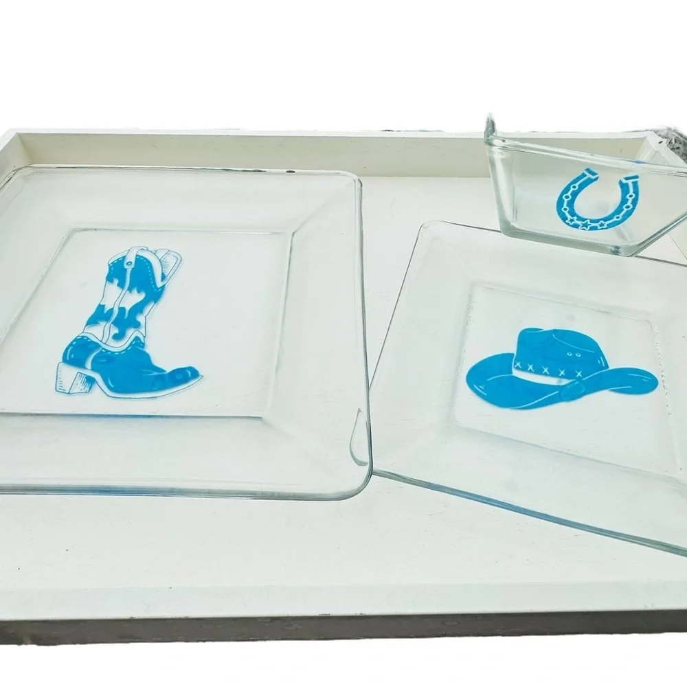 Western Glass Plate Set with Blue Designs